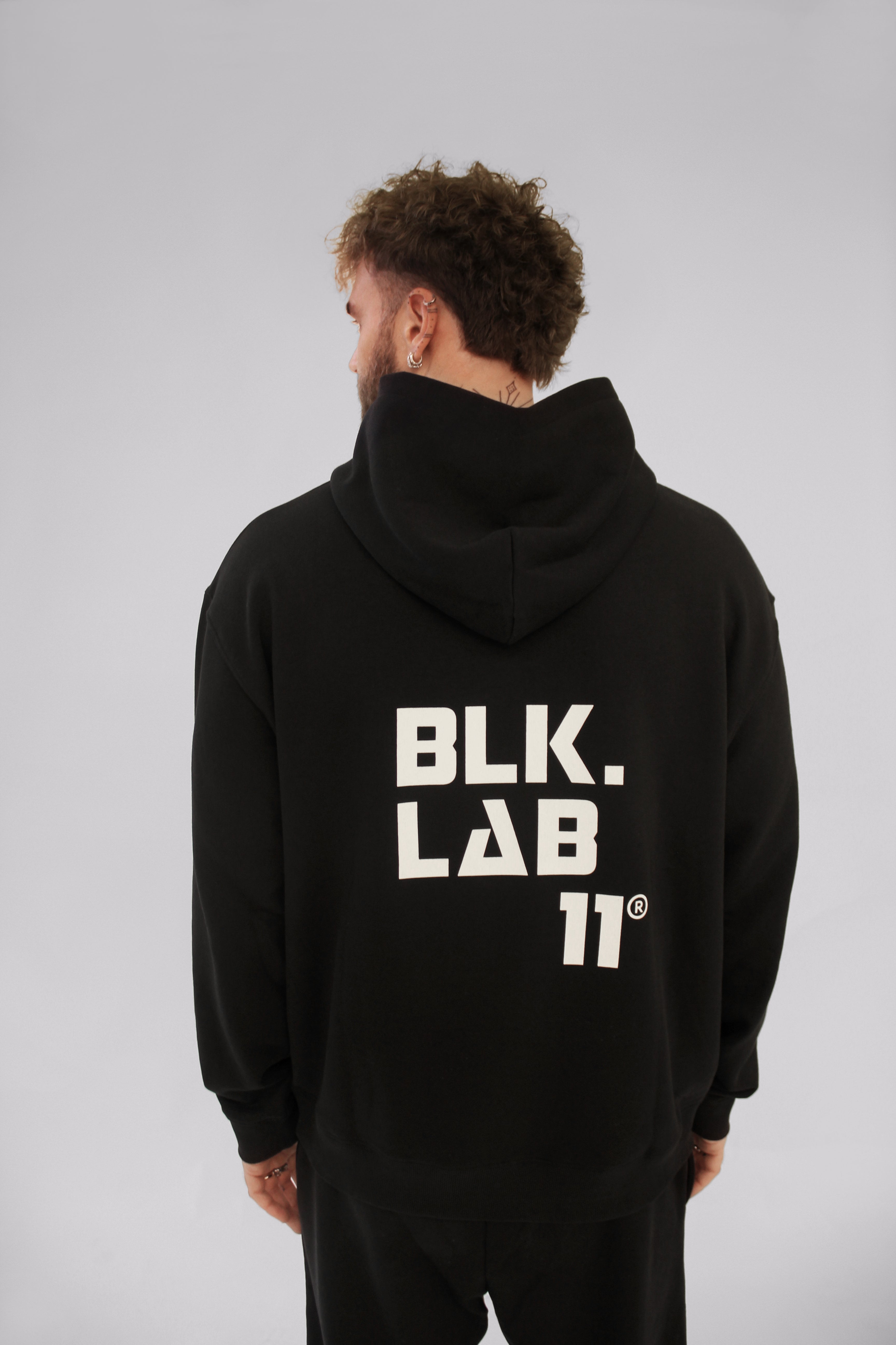 11IMPACT HOODIE hover